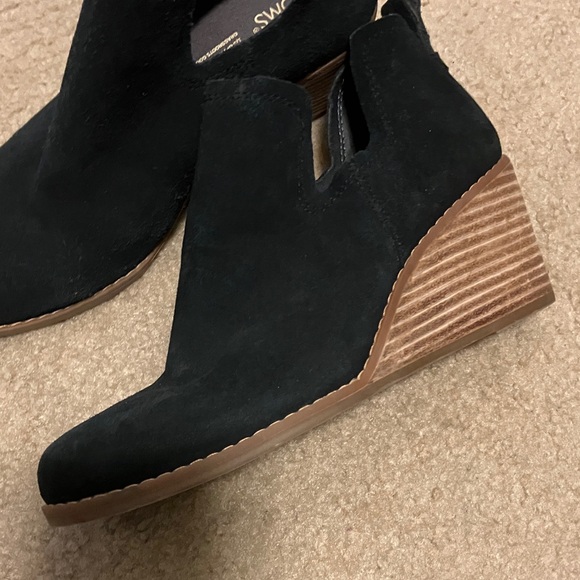 Toms Shoes - TOMS Classic Black Ankle Boots